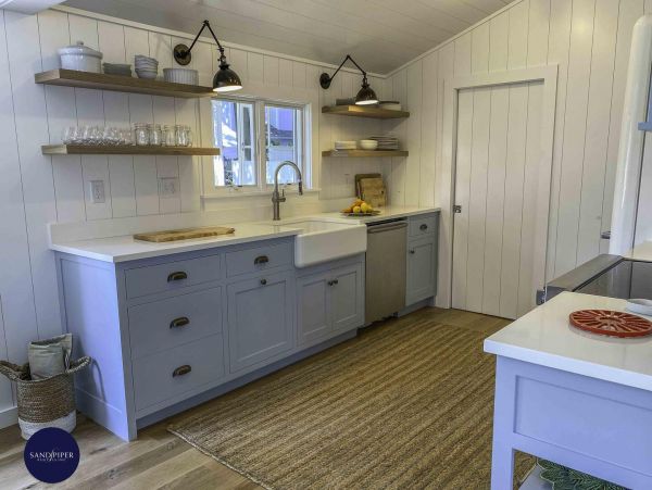 Cape Cod Home 994901