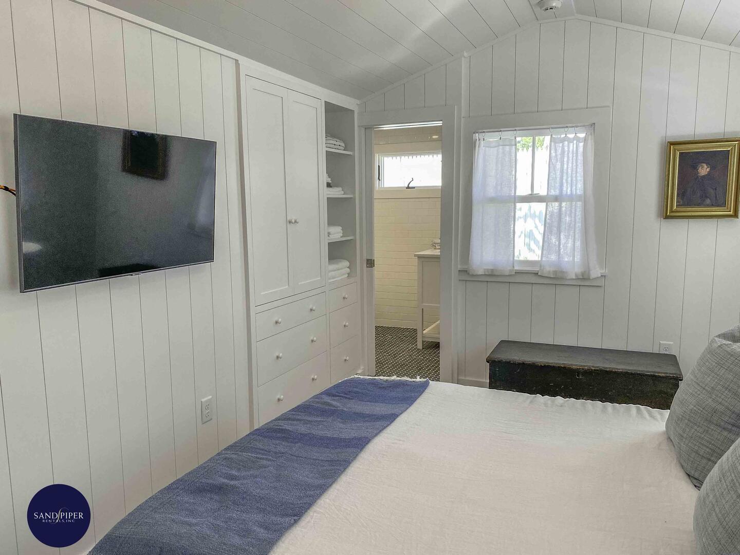 Cape Cod Home 994901