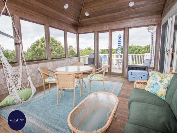 Cape Cod Home 994902