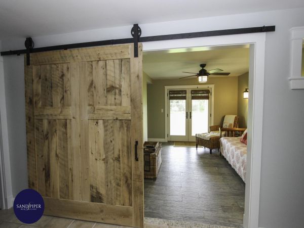 Cape Cod Home 994902