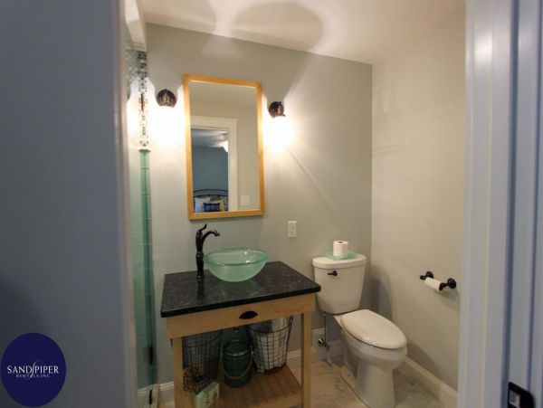 Cape Cod Home 994902