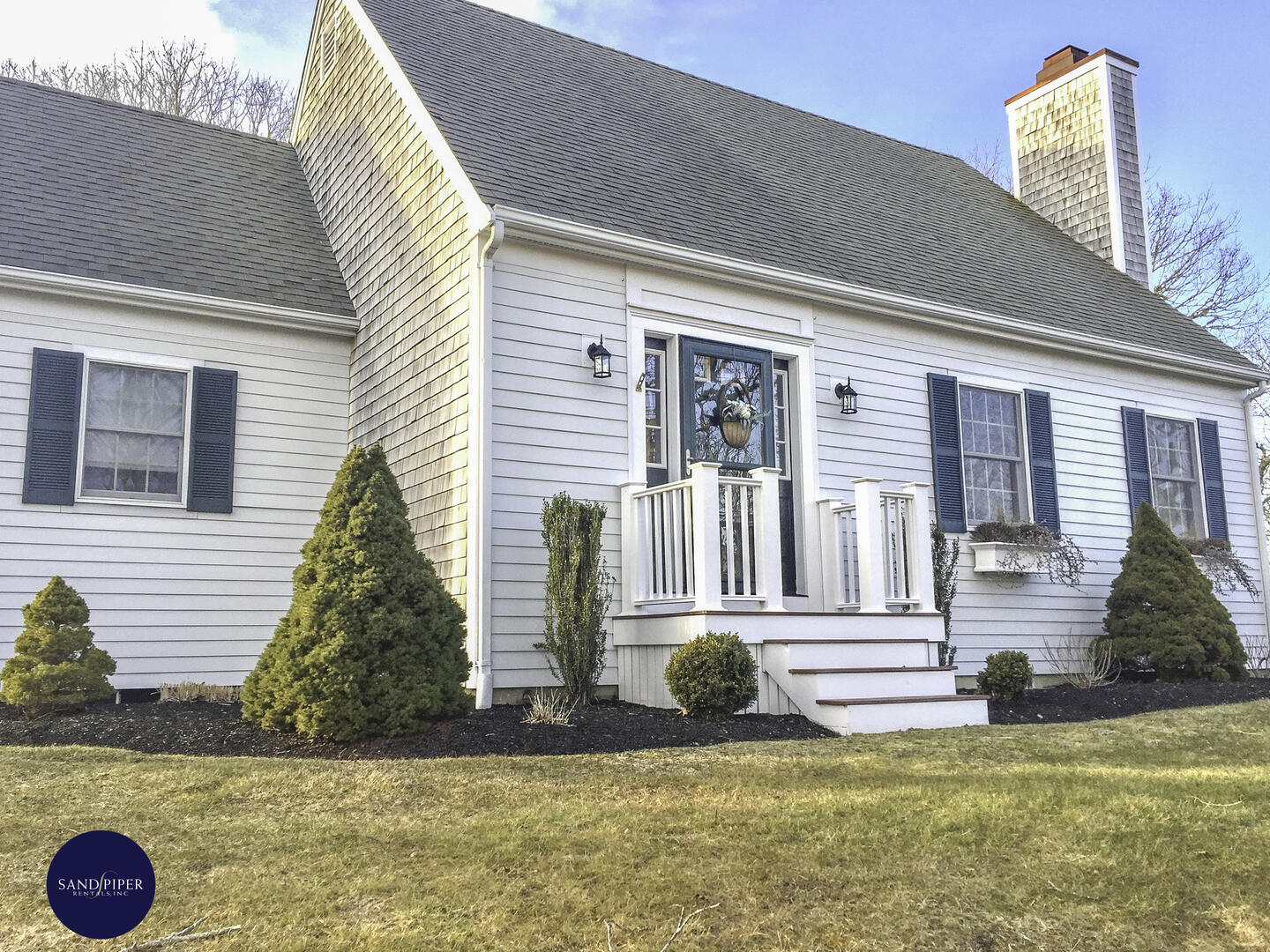 Cape Cod Home 994903