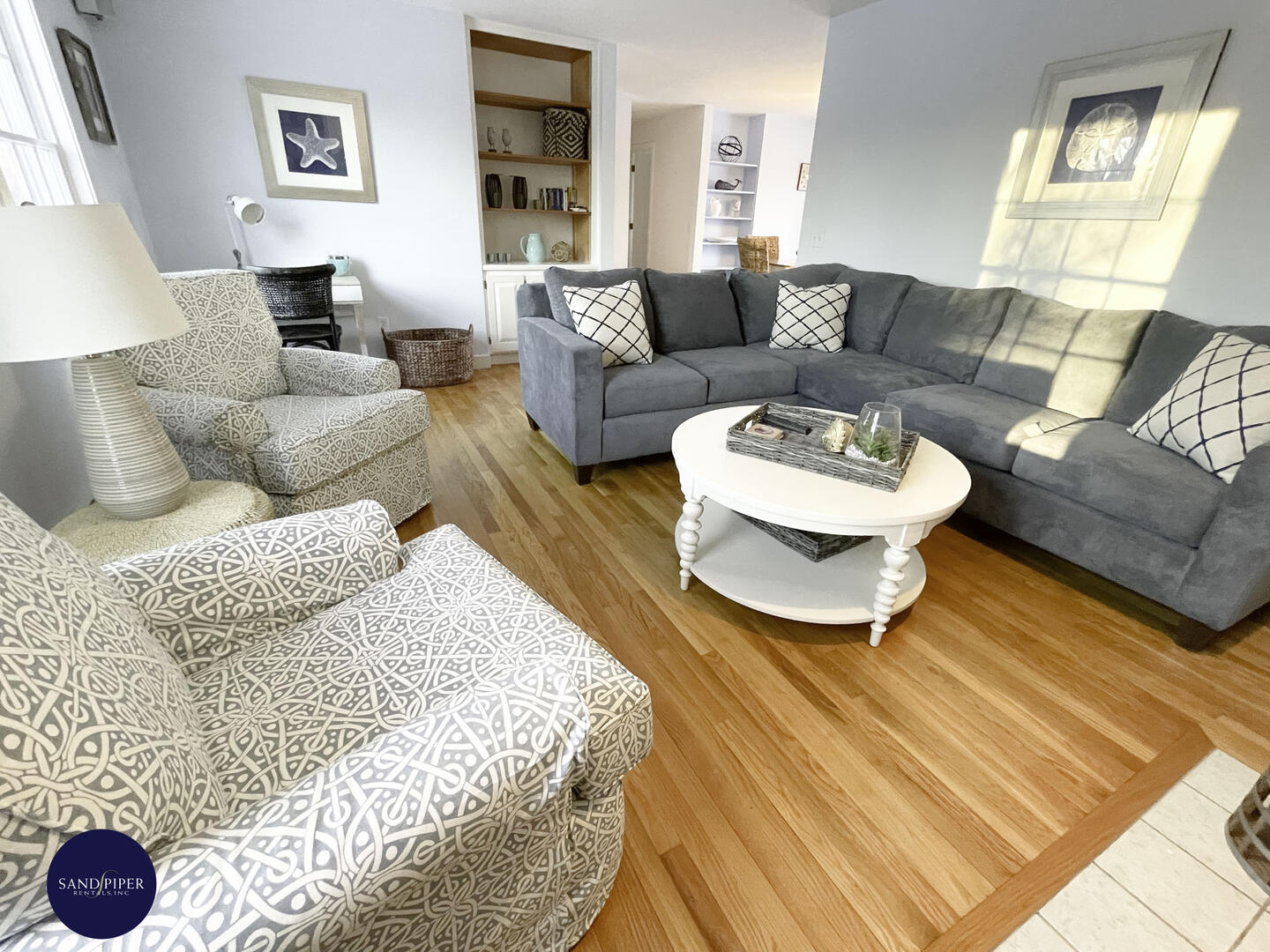 Cape Cod Home 994903