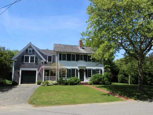 Cape Cod Home 994905