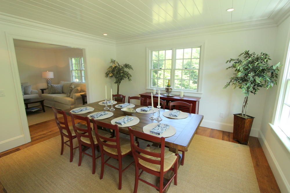 Cape Cod Home 994905