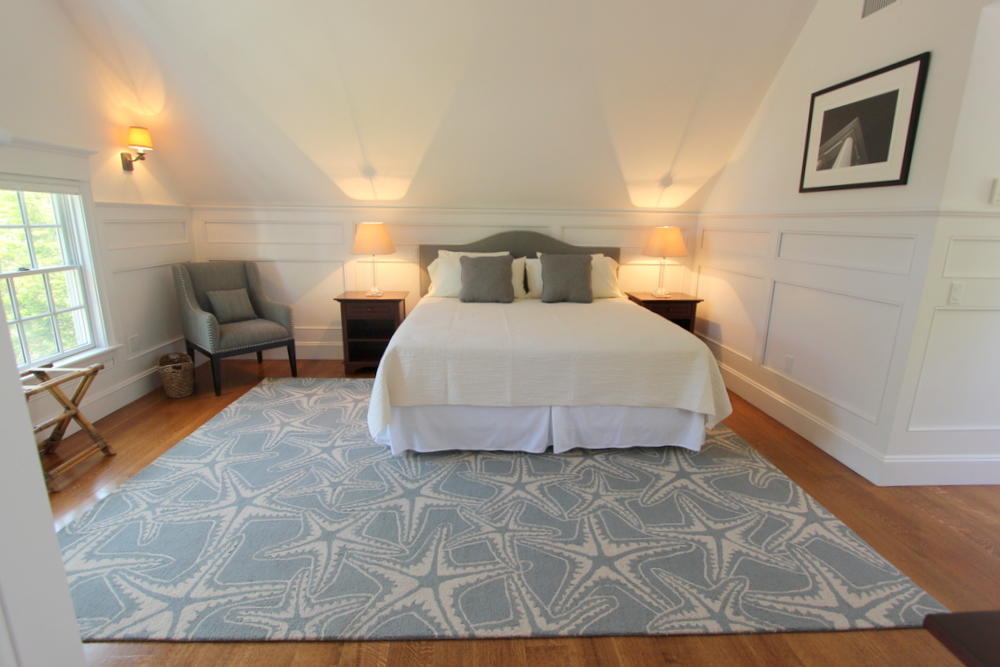 Cape Cod Home 994905