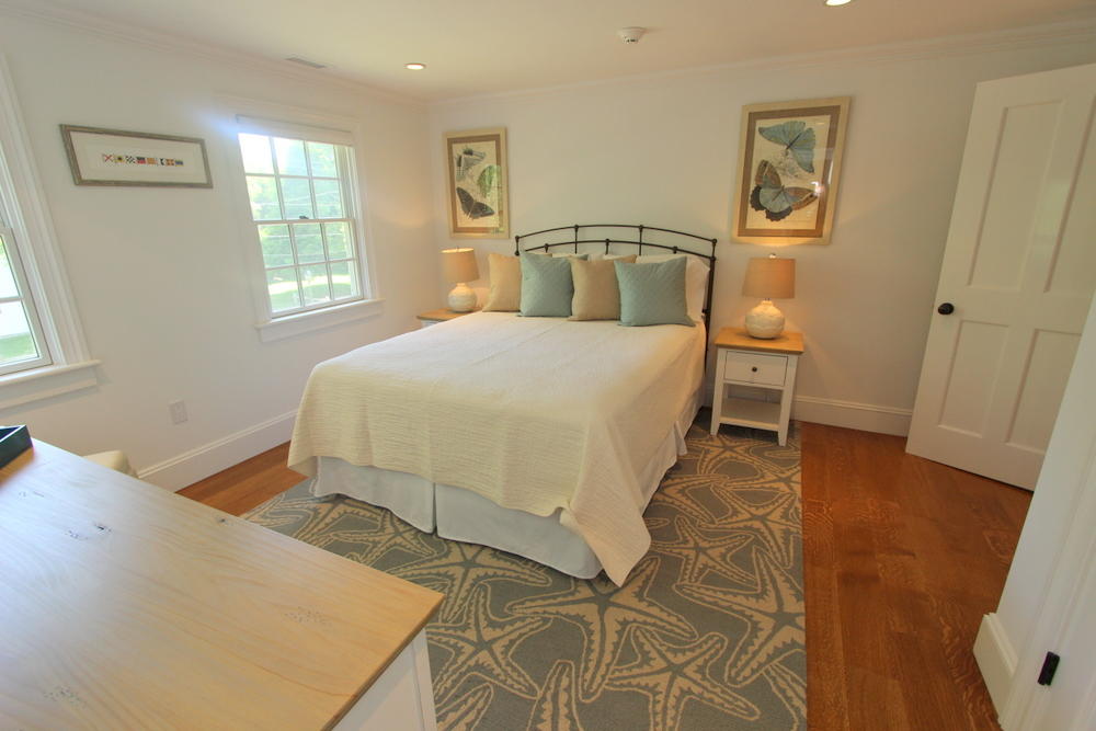 Cape Cod Home 994905
