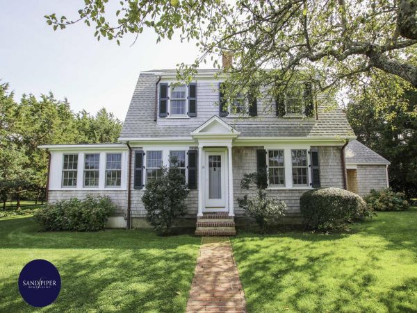Cape Cod Home 994906