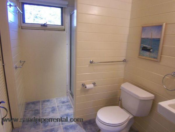 Cape Cod Home 994907