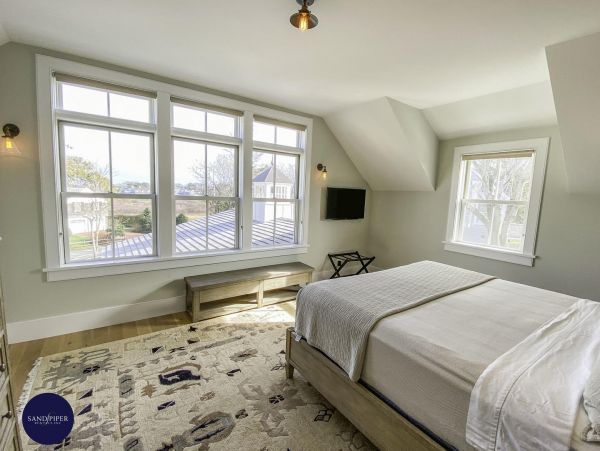 Cape Cod Home 994908