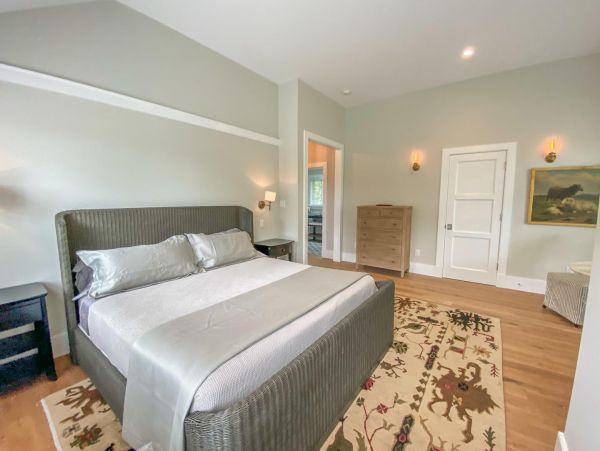 Cape Cod Home 994908