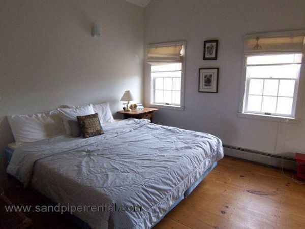 Cape Cod Home 994909