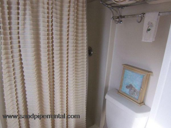 Cape Cod Home 994909