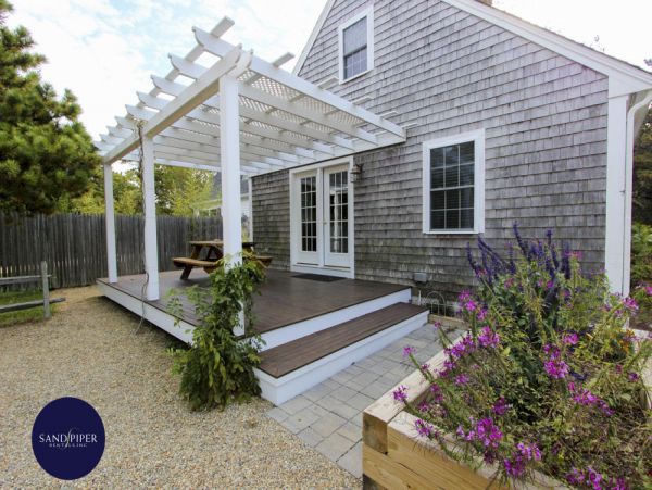 Cape Cod Home 994910