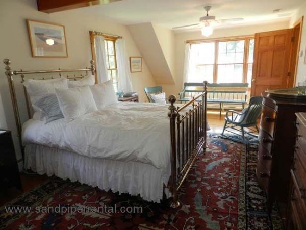 Cape Cod Home 994911