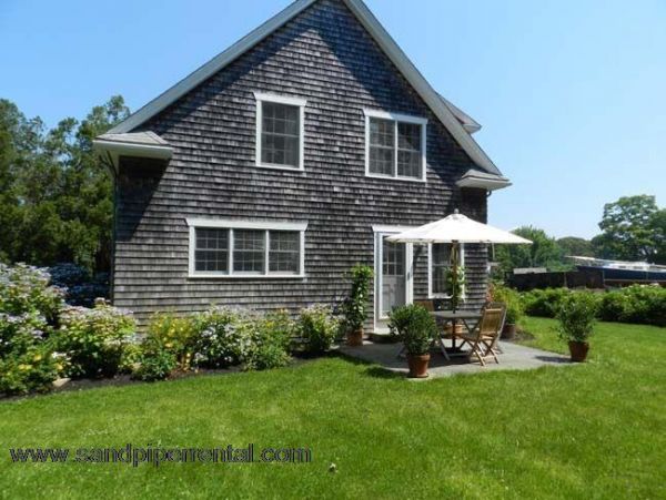 Cape Cod Home 994911