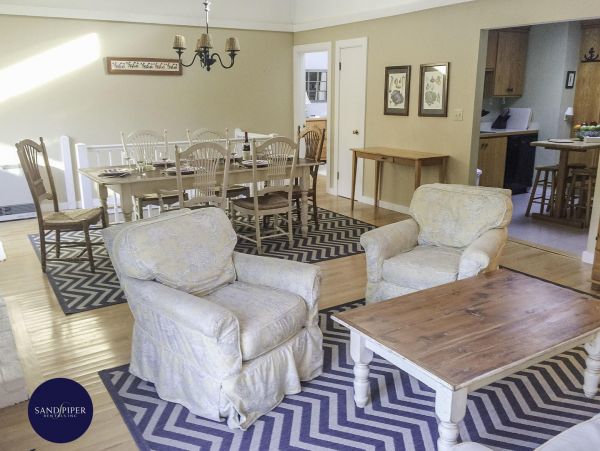 Cape Cod Home 994912