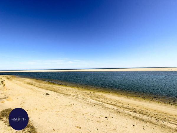 Cape Cod Home 994912