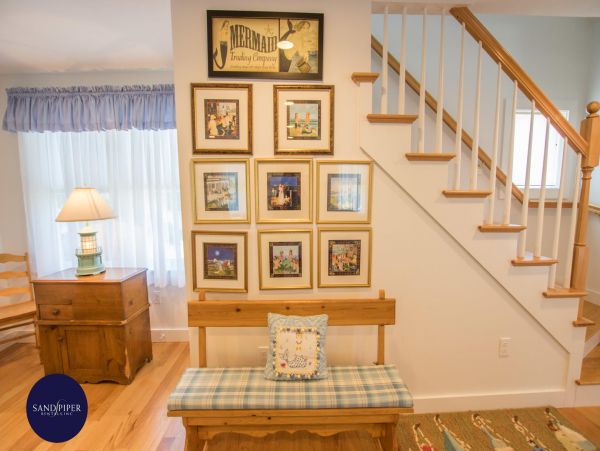 Cape Cod Home 994914