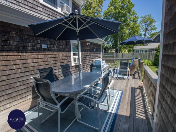 Cape Cod Home 994914