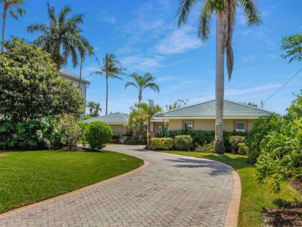 Lido Key 3 Bedroom Canal View Vacation Home Walk To Beach