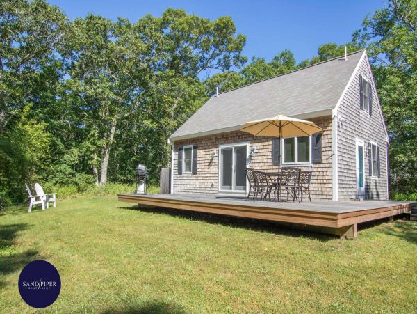 Cape Cod Home 994918
