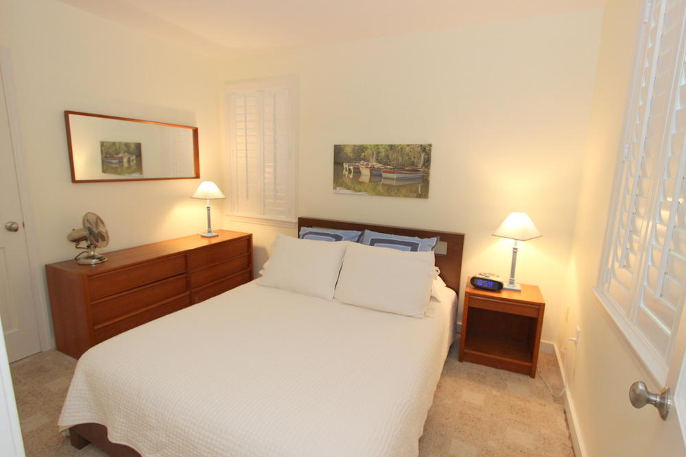 Cape Cod Home 994918