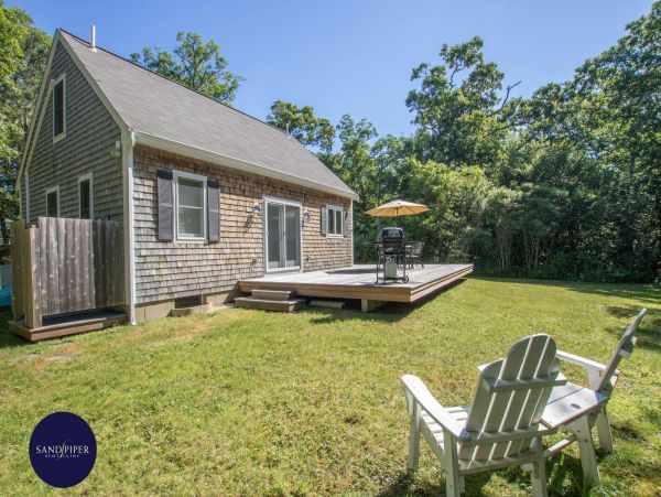 Cape Cod Home 994918
