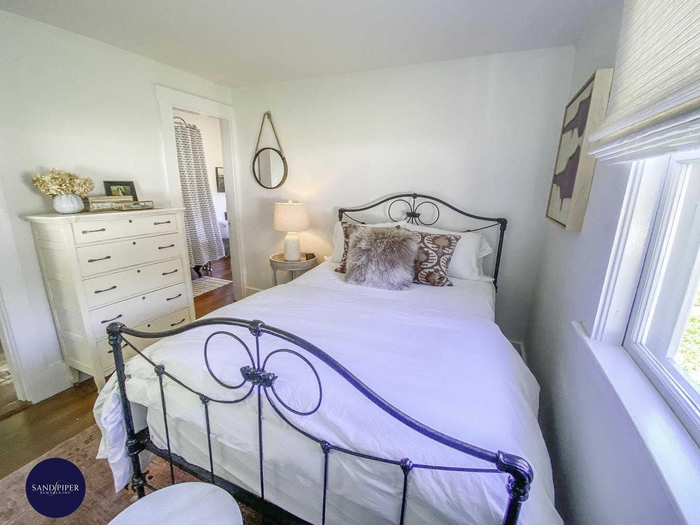 Cape Cod Home 994919