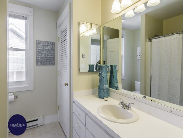 Cape Cod Condo 994923