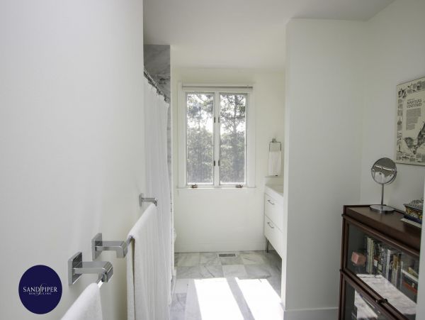 Cape Cod Home 994926