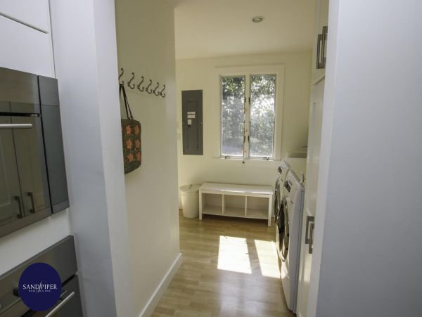 Cape Cod Home 994926