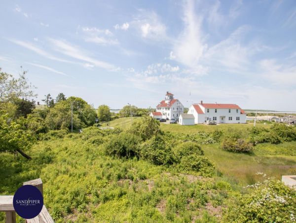Cape Cod Home 994927