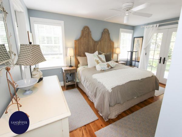 Cape Cod Home 994928