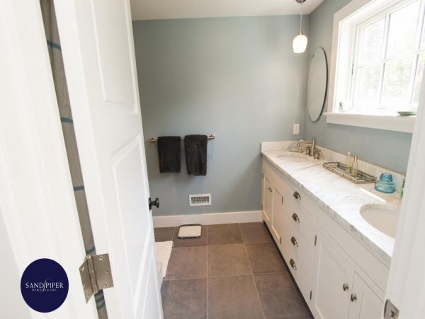 Cape Cod Home 994928