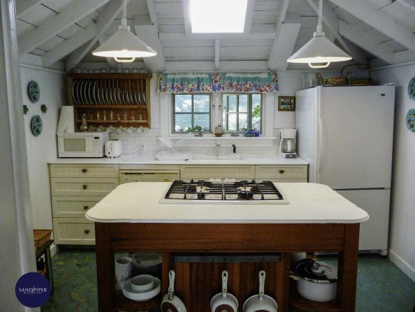 Cape Cod Home 994931