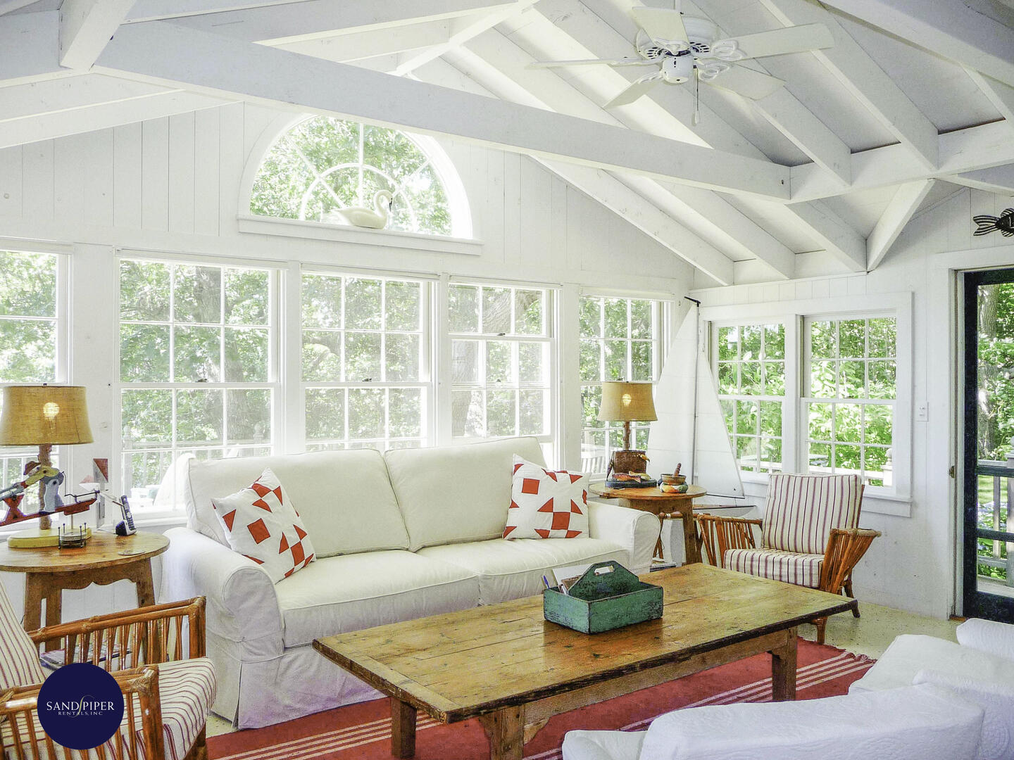 Cape Cod Home 994931
