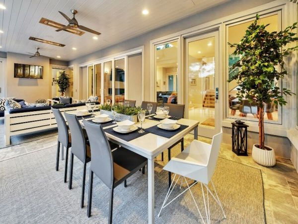 North Carolina Vacation Lake Front Pool Home 13 Guests
