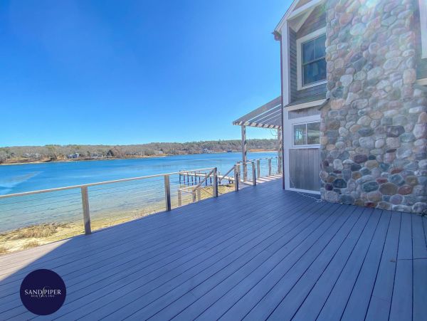 Cape Cod Home 994933