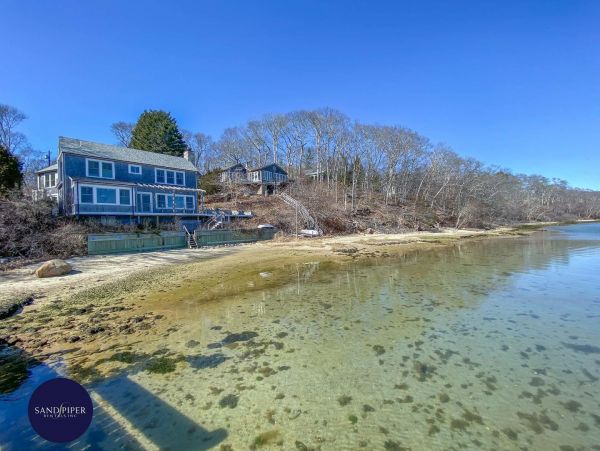 Cape Cod Home 994933
