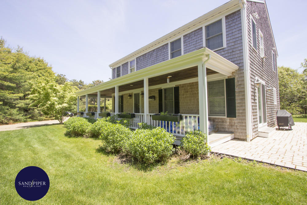 Cape Cod Home 994935