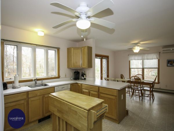 Cape Cod Home 994936