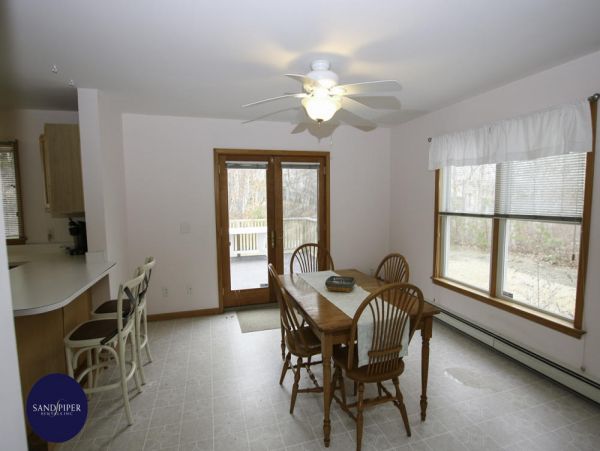Cape Cod Home 994936