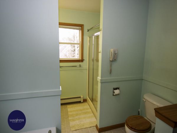 Cape Cod Home 994936