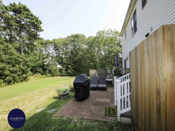 Cape Cod Home 994936