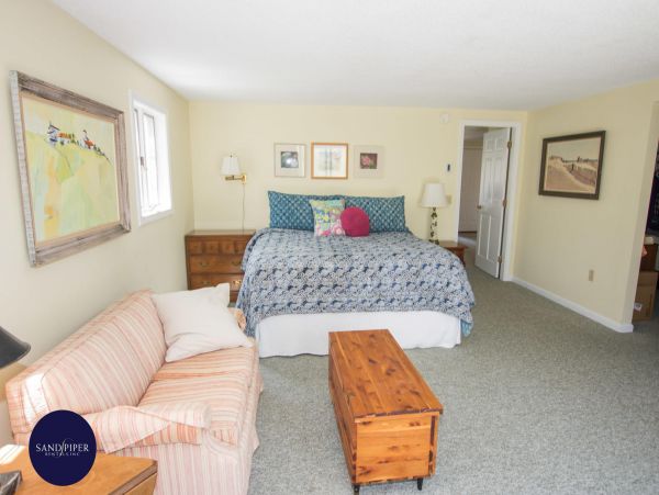 Cape Cod Home 994939