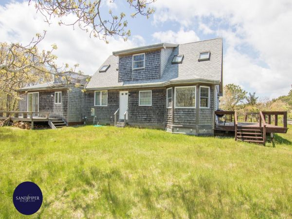 Cape Cod Home 994939