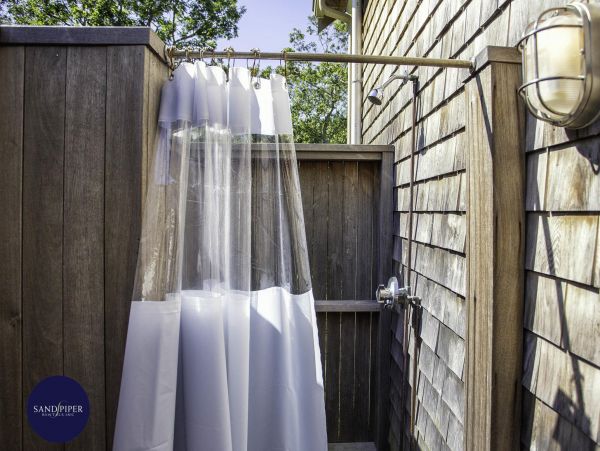 Cape Cod Home 994940
