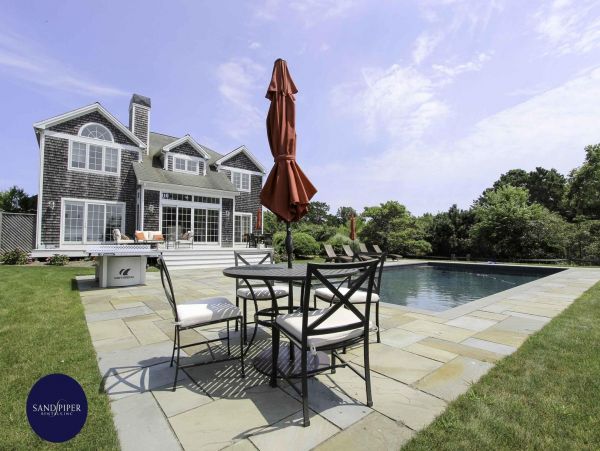 Cape Cod Home 994941