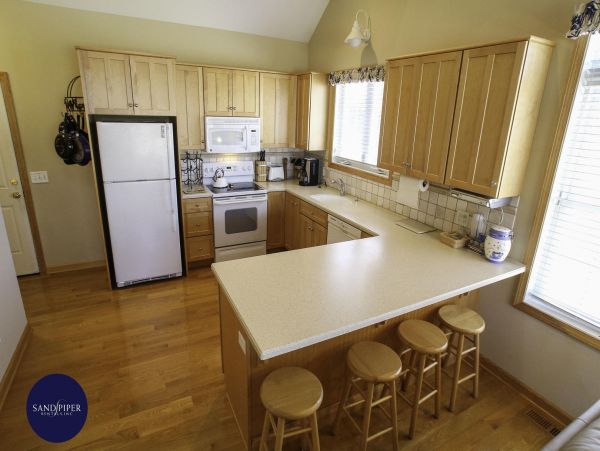 Cape Cod Home 994942